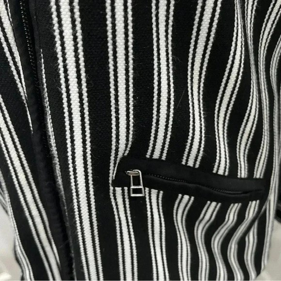 Sharon Young slant zip striped jacket, zip sleeves and zip pockets - Picture 3 of 11